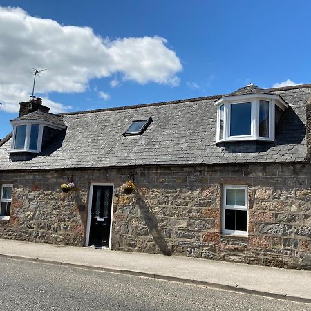Islas Cottage, A Home In The Heart Of Speyside دوفتاون المظهر الخارجي الصورة