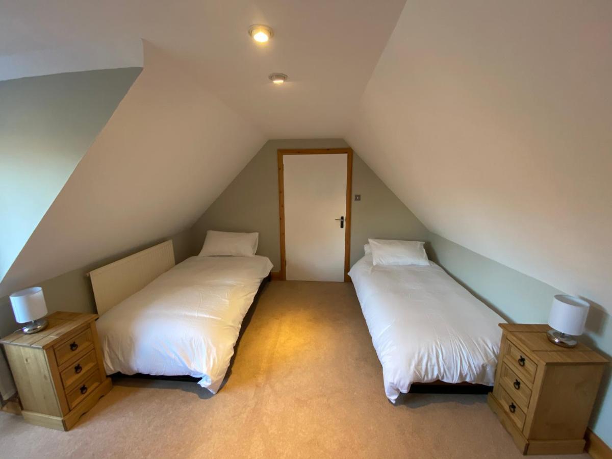 Islas Cottage, A Home In The Heart Of Speyside دوفتاون المظهر الخارجي الصورة